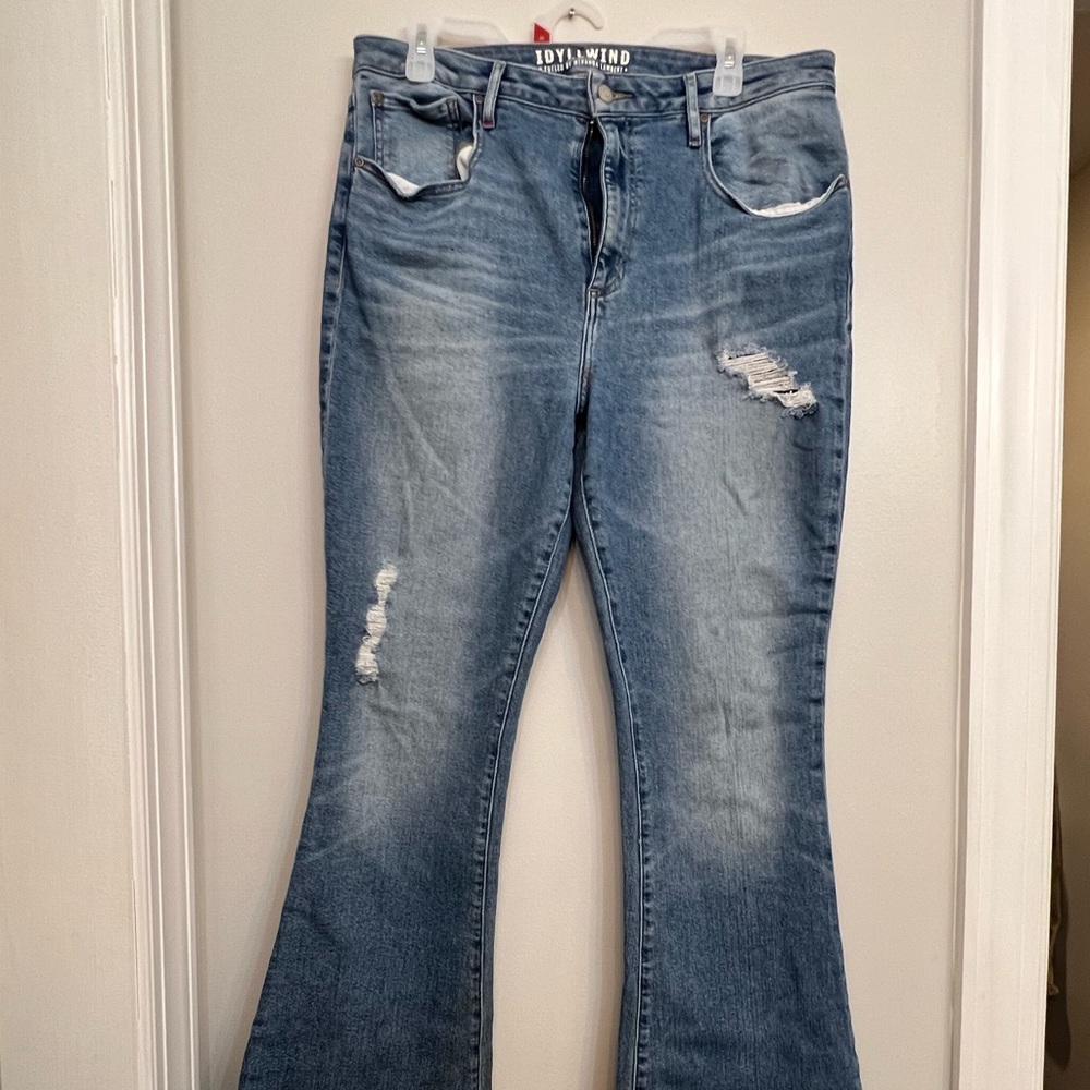 Women’s Idyllwind Flare/Bootcut Raw Hem Distressed Jeans Size 16